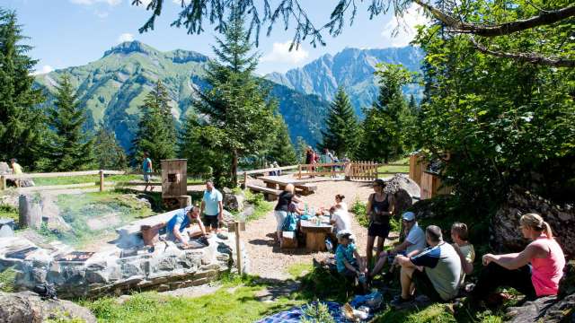 Zehnernötli Wandertag & Baustellenführung FUTURO